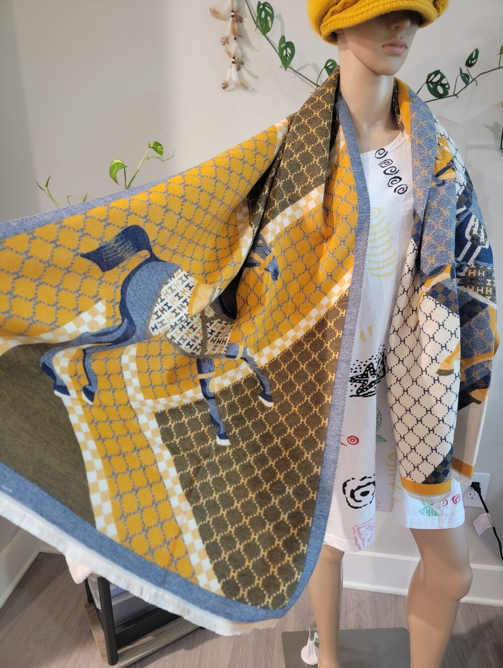 Stylish Equestrian Patterned Shawl Wrap Scarf Open Poncho Cape